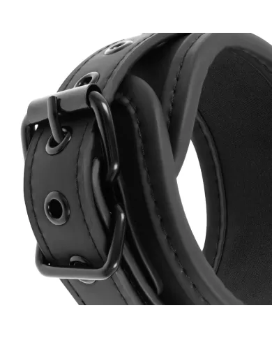 FETISH SUBMISSIVE - POSITION JAMBES OUVERTES AVEC MENOTTES DOUBLÉES EN NOPRÈNE FETISH SUBMISSIVE - POSITION JAMBES OUVERTES AVEC MENOTTES DOUBLÉES EN NOPRÈNE