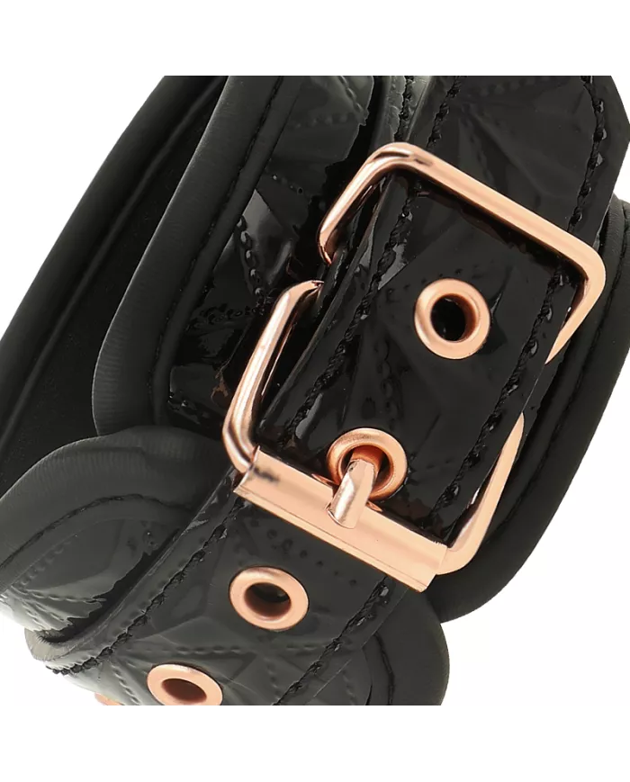 COQUETTE CHIC DESIRE - MENOTTES ÉDITION NOIRE AVEC DOUBLURE EN NÉOPRÈNE COQUETTE CHIC DESIRE - MENOTTES ÉDITION NOIRE AVEC DOUBLURE EN NÉOPRÈNE