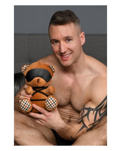 Ours en peluche en tenue Bondage