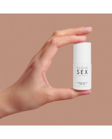 BIJOUX - SLOW SEX HUILE DE MASSAGE SEXUEL AU CBD 30 ML