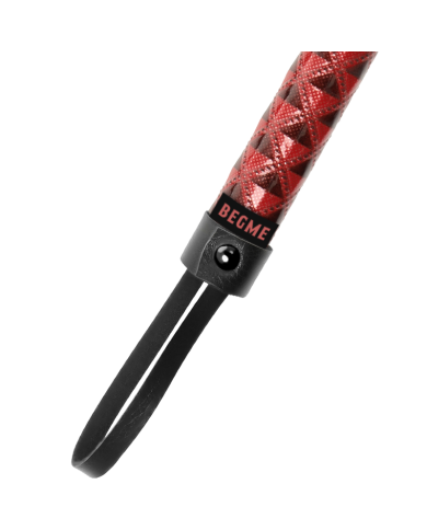BEGME - FLOGGER EN CUIR VÉGAN ÉDITION ROUGE