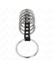 KINK - 7 ANNEAUX PÉNIS EN MÉTAL DE 3,2 CM À 5 CM CONNECTÉS PAR DU CUIR