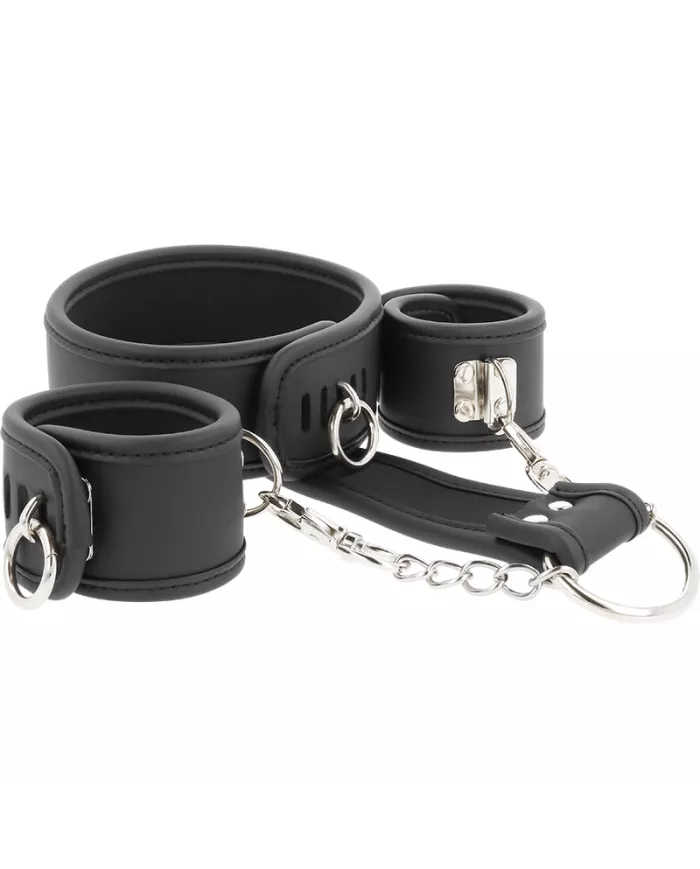 FETISH SUBMISSIVE - COLLIER ET MENOTTES EN CUIR VÉGAN AVEC DOUBLURE EN NOPRÈNE FETISH SUBMISSIVE - COLLIER ET MENOTTES EN CUIR VÉGAN AVEC DOUBLURE EN NOPRÈNE
