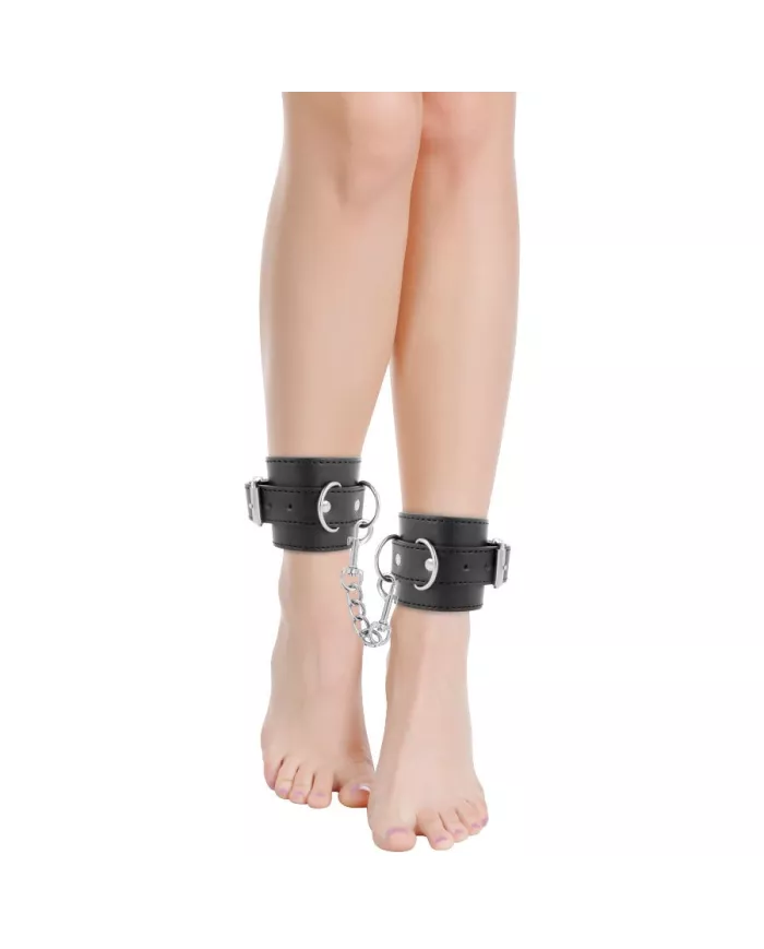 DARKNESS - MENOTTES DE CHEVILLE AJUSTABLES EN CUIR NOIR DARKNESS - MENOTTES DE CHEVILLE AJUSTABLES EN CUIR NOIR