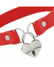 COQUETTE CHIC DESIRE - COLLIER EN CUIR VEGAN ROUGE AVEC ACCESSOIRE COEUR AVEC CL? COQUETTE CHIC DESIRE - COLLIER EN CUIR VEGAN ROUGE AVEC ACCESSOIRE COEUR AVEC CL?