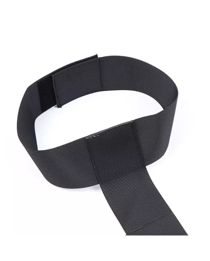 OHMAMA FETISH - MENOTTES POIGNETS ET COLLIER EN NYLON OHMAMA FETISH - MENOTTES POIGNETS ET COLLIER EN NYLON