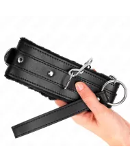 KINK - COLLIER AVEC LAISSE 65 CM AVEC RESTRICTIONS NOIR 36-42 CM X 5,5 CM