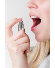 Spray sexe oral et bouche humide à la fraise acide