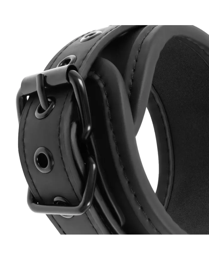 FETISH SUBMISSIVE - POSITION JAMBES OUVERTES AVEC MENOTTES DOUBLÉES EN NOPRÈNE FETISH SUBMISSIVE - POSITION JAMBES OUVERTES AVEC MENOTTES DOUBLÉES EN NOPRÈNE