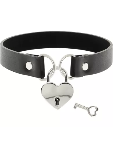 COQUETTE CHIC DESIRE - COLLIER EN CUIR VEGAN AVEC ACCESSOIRE COEUR AVEC CL? COQUETTE CHIC DESIRE - COLLIER EN CUIR VEGAN AVEC ACCESSOIRE COEUR AVEC CL?