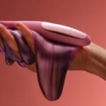 LELO - DOT TRAVEL STIMULATEUR DE CLITORIS VIOLET – Image 5