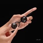 LELO - LUNA BEADS NOIR BALLES DE KEGEL – Image 4